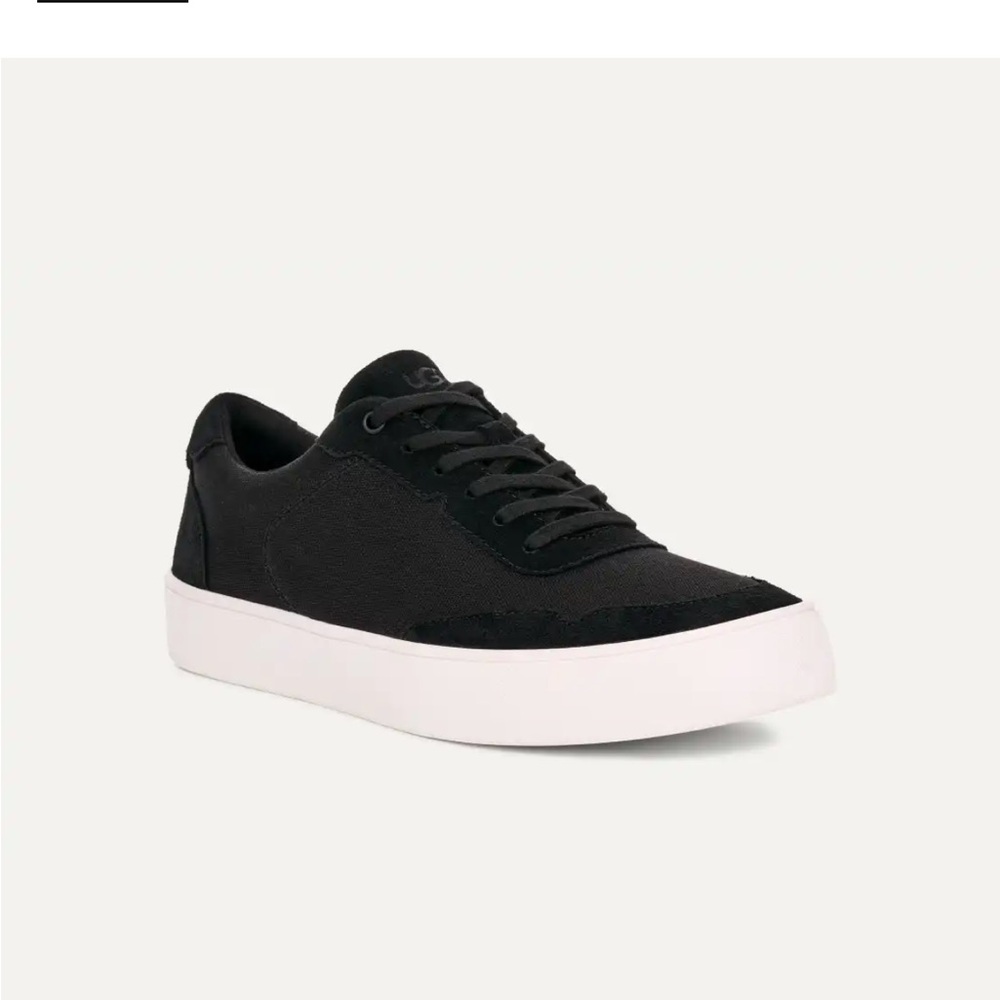 UGG Men’s Black Pearson Low Sneaker Size: 10.5 New With Box